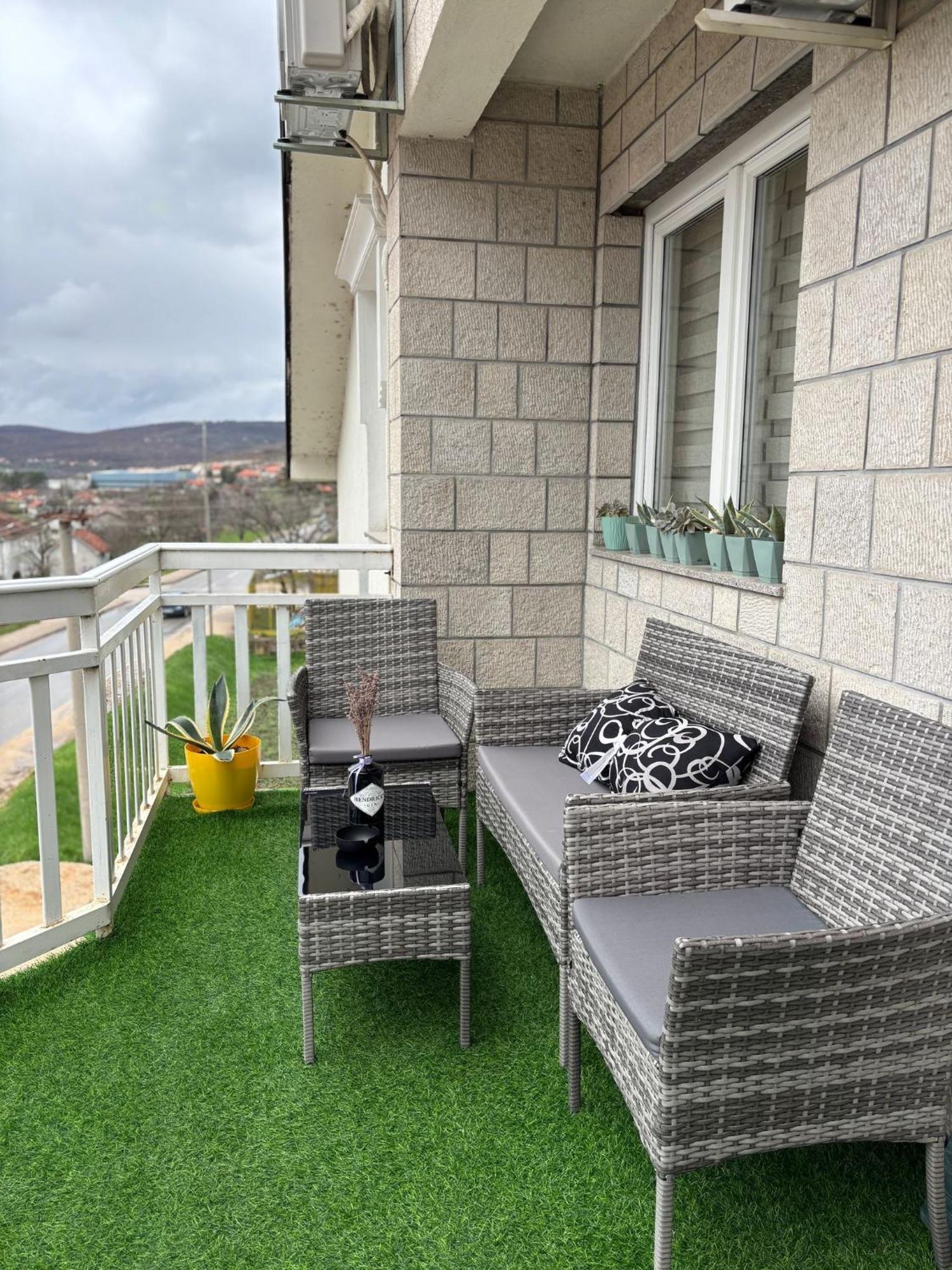 Sobe I Apartman R Bileca Bagian luar foto